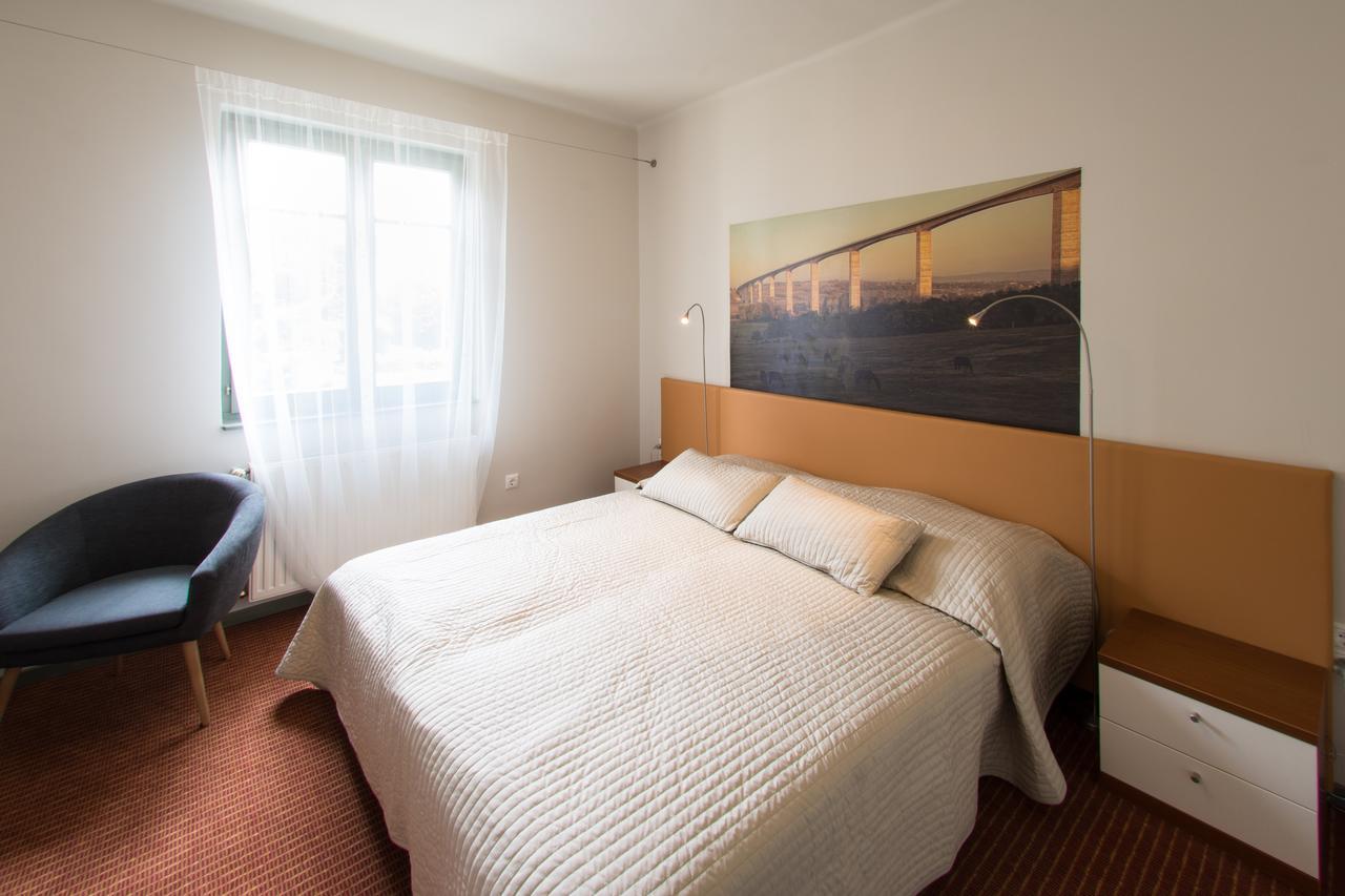 Villa Oliva Boutique Rooms Zamárdi Dış mekan fotoğraf