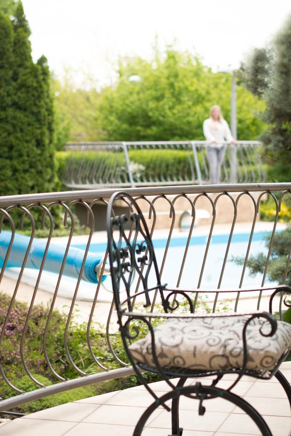 Villa Oliva Boutique Rooms Zamárdi Dış mekan fotoğraf