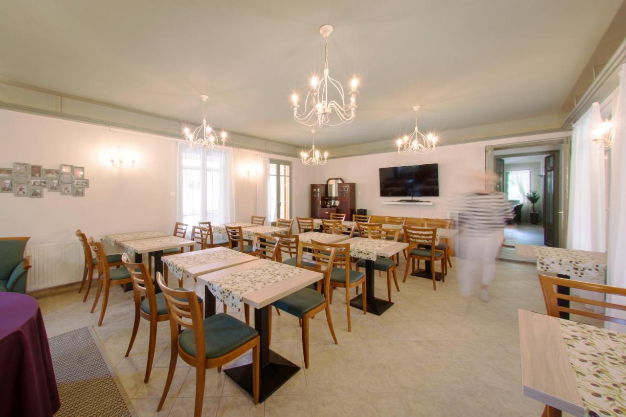 Villa Oliva Boutique Rooms Zamárdi Dış mekan fotoğraf