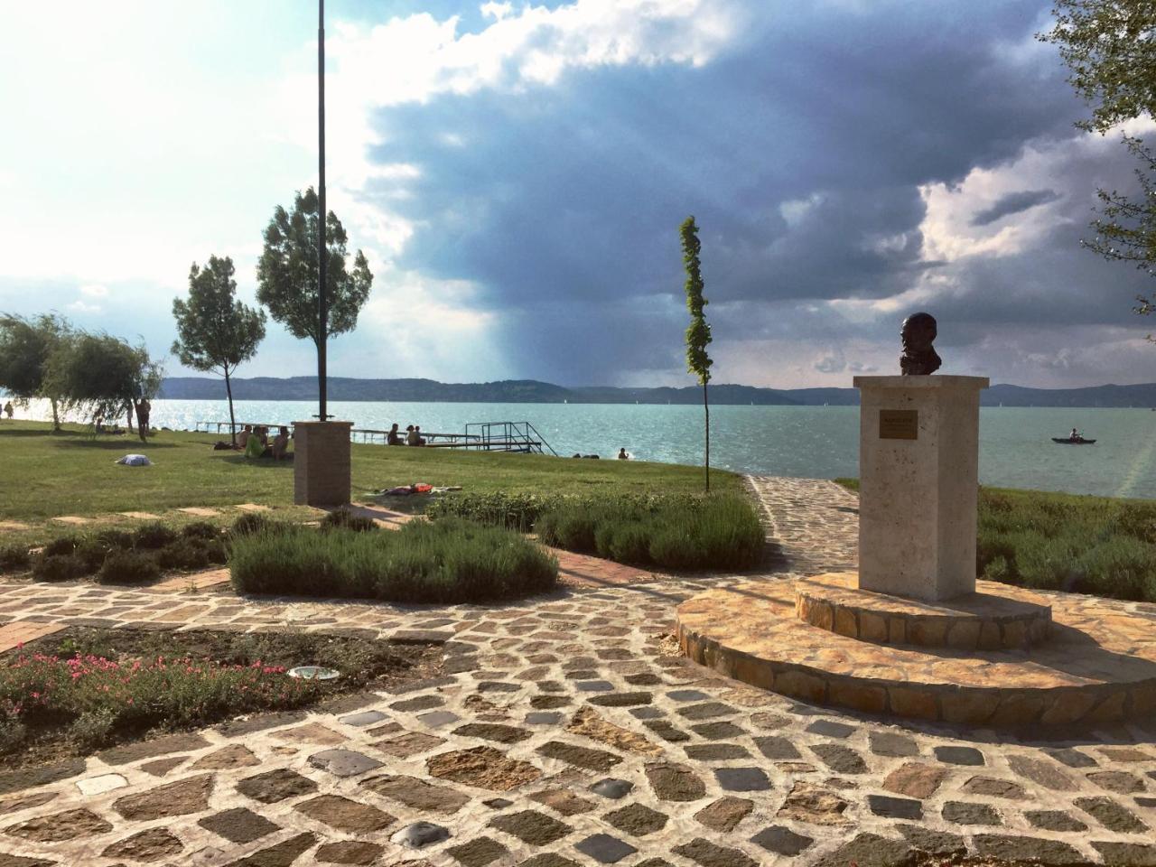 Villa Oliva Boutique Rooms Zamárdi Dış mekan fotoğraf